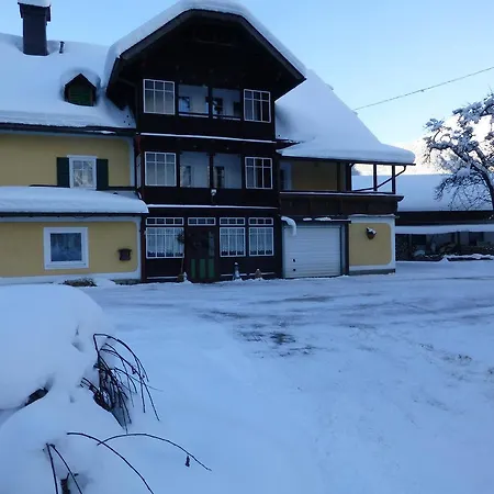 Gaestehaus Binder Apartman Obertraun